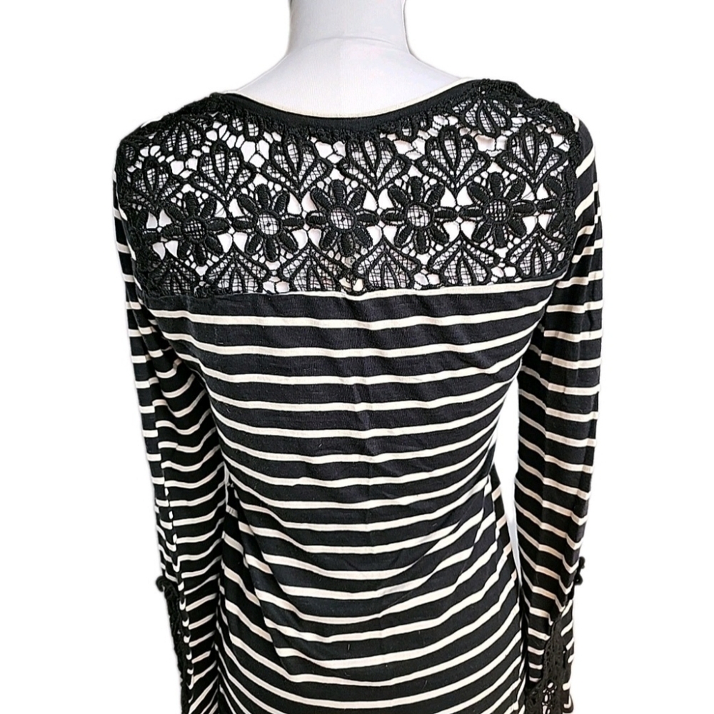 A.B.S. by Allen Schwartz Long Sleeve Embelished T Shirt Sz S Crochet Boho Grunge